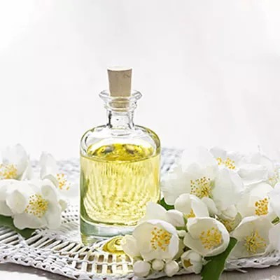jasmine-flower-essential-oil.jpg